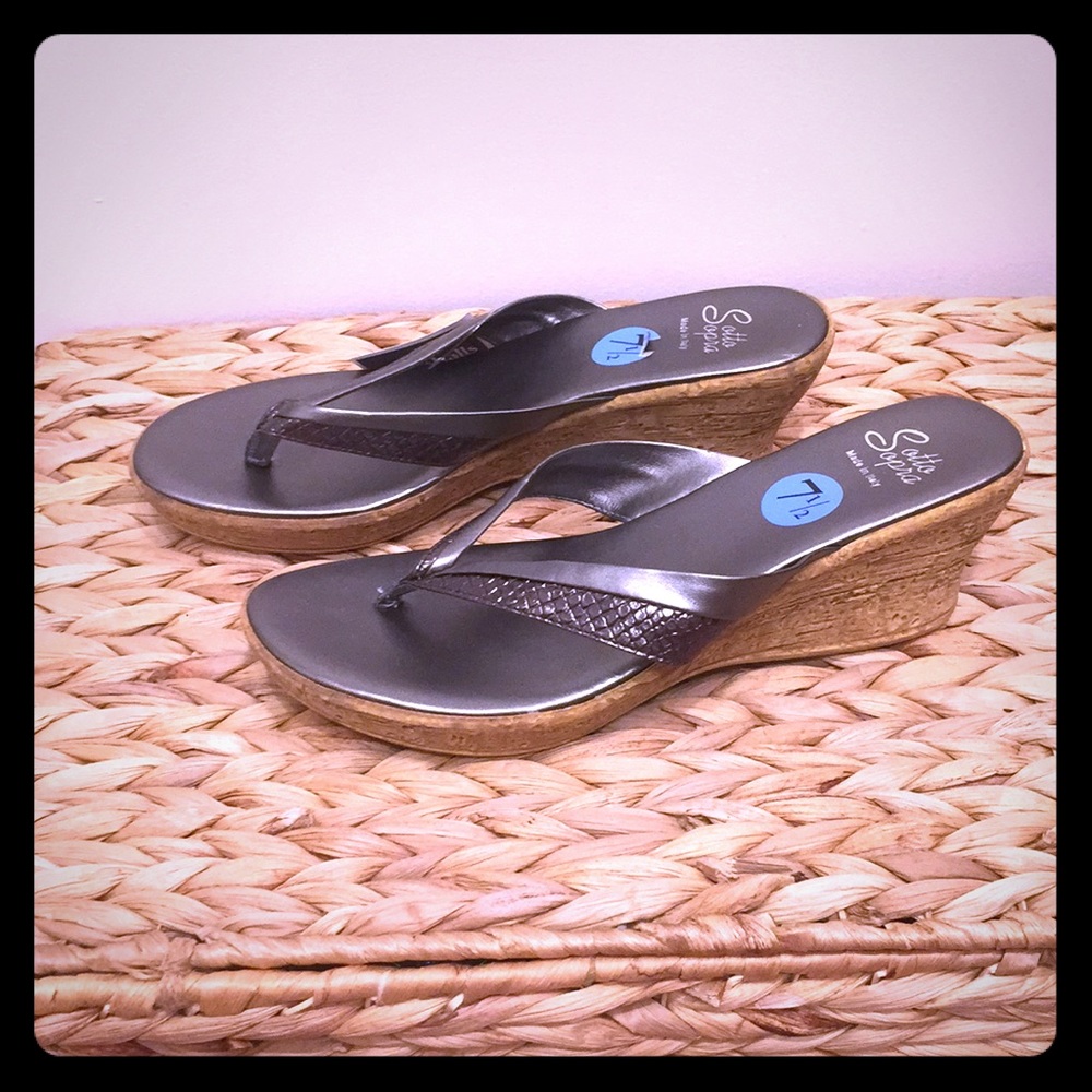 Wedge sandals